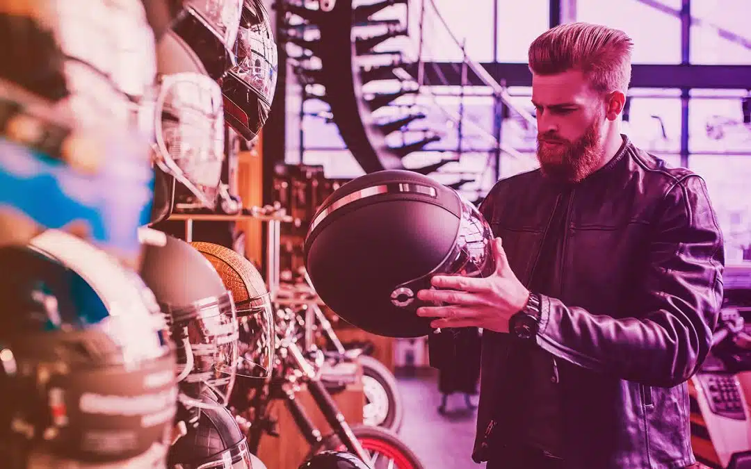 Come scegliere il casco della moto